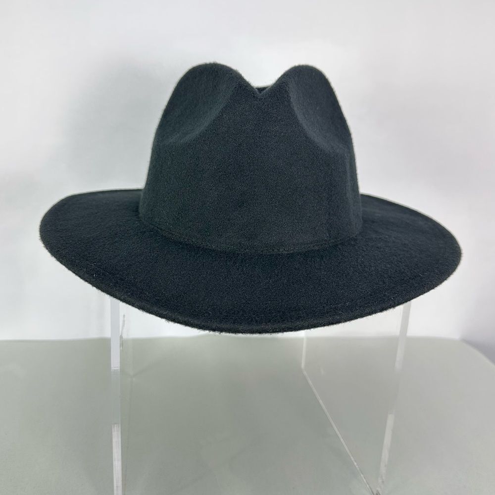 NWT Universal Thread Black Adjustable Hat Polyester